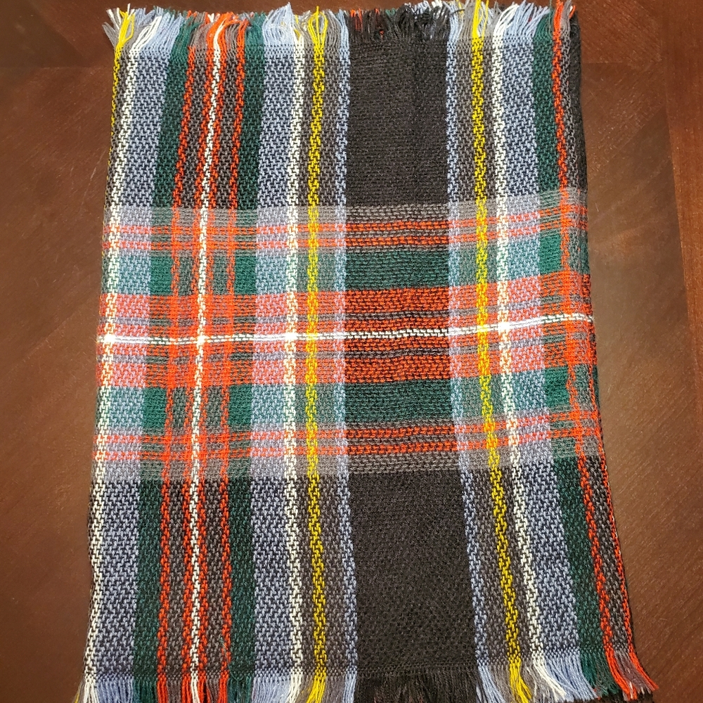 Kids Infinity Scarf - Picture 3 of 3